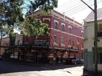 เชคสเปียร์โฮเต็ล (Shakespeare Hotel)0
