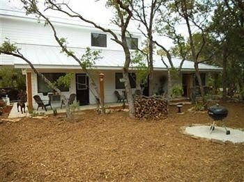 Lazy H Lodge2