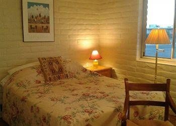 Tucson Homestay3