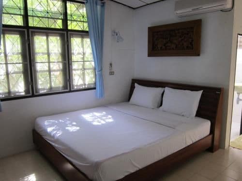 Deluxe Family Bungalow with Beachfront