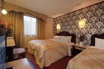 Lotus Hotel0