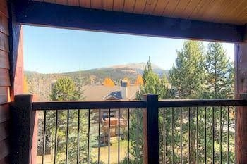 Sundowner Condominium by Ski Country Resorts1