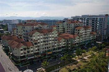 KK's Marina Court Resorts Condominium2