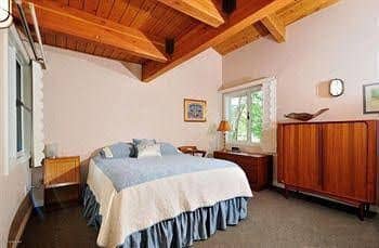 Goose Lake Lodge B&B Goose Lake Lodge B&B
