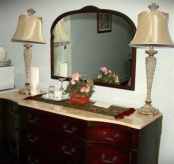 Turkey Hill Inn1