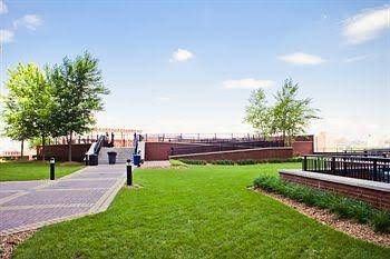Sky City Apartments at Grove3