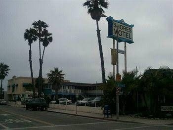 The Shores Inn and Beach Houses2