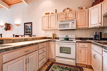 Christiana Townhomes by Ski Country Resorts1