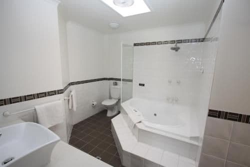 Superior Spa Suite