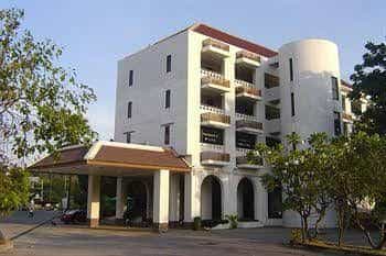โรงแรมรอยัล ไดมอนด์