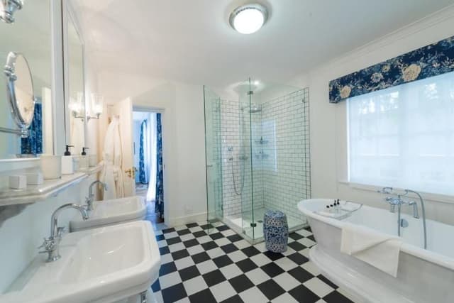 SUITE STANDARD