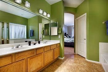 3 to 5 Bedroom Chandler/Tempe Vacation Homes1