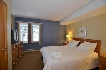 The Lodges at Blue Mountain - Cachet Crossing Condos4