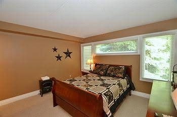 The Lodges at Blue Mountain - Chateau Ridge Condos1