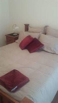 Australian Home Away @ East Doncaster Andersons Creek 1 Australian Home Away @ East Doncaster Andersons Creek 1