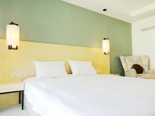 Standard Double Room with Pool access