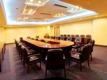 Xinmao Tiancai Hotel3