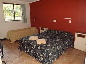 Palm Court Budget Motel Backpackers
