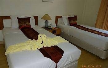 รุ่งอรุณน้ำพุร้อน รีสอร์ท (Roong Aroon Hot Spring Resort)4