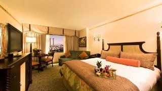 Loews Royal Pacific Resort at Universal Orlando4