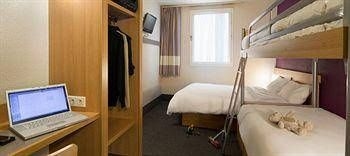 โรงแรมบีแอนด์บี ชาโตรูซ์ เดออลส์ (B&B Hotel Chateauroux Déols)3
