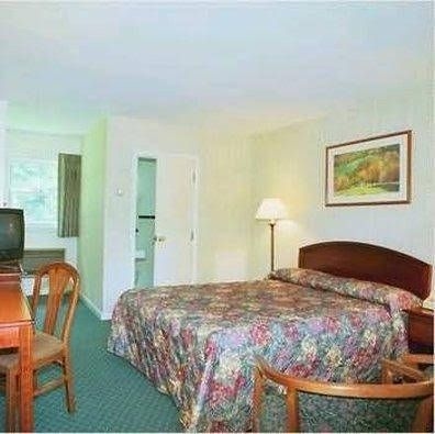 Hill - Brook Motel1