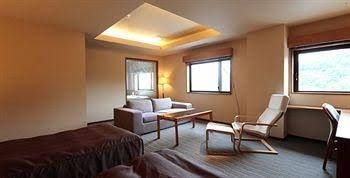 Natural Resort Niseko Weiss Hotel0