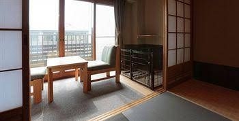Natural Resort Niseko Weiss Hotel1