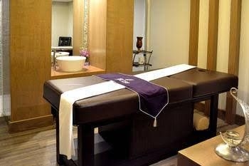 Holiday Inn Jeddah Gateway2
