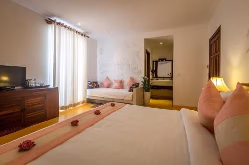 Deluxe King Room