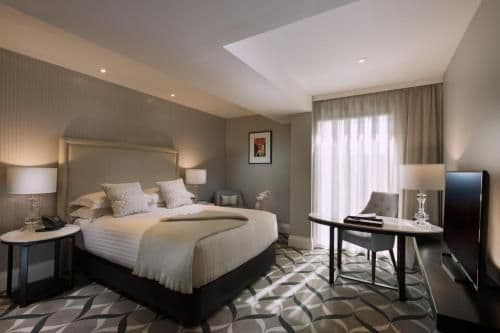 Executive Queen Room