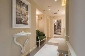 Piazza Luxury Suites0