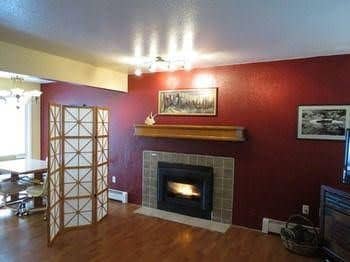 Campbell Creek by Welcome Home Rentals Campbell Creek by Welcome Home Rentals