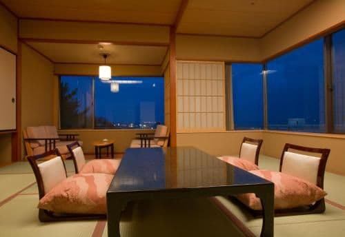 Deluxe Japanese-Style Room