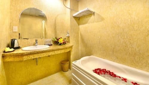 Deluxe Double Room with City View