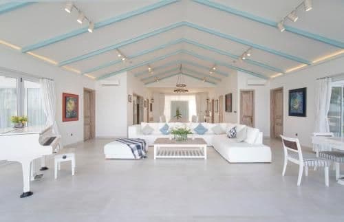 Four Bedrooms Beach Front Villa with Private Pool