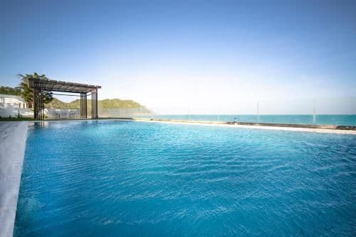 Four Bedrooms Beach Front Villa with Private Pool