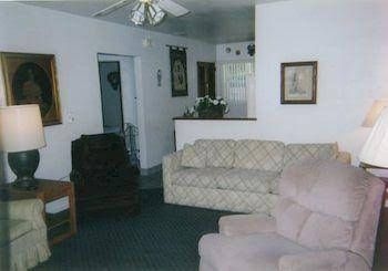 Sea Star Motel & Apartments1