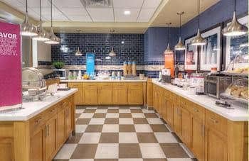 Hampton Inn & Suites Dallas/Plano-East Hampton Inn & Suites Dallas/Plano-East