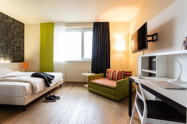 SINGLE BUSINESS