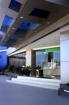 Marina Mamberamo Hotel1