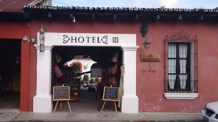 Hotel Monasterio0