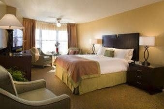 Roost Apartment Hotel0