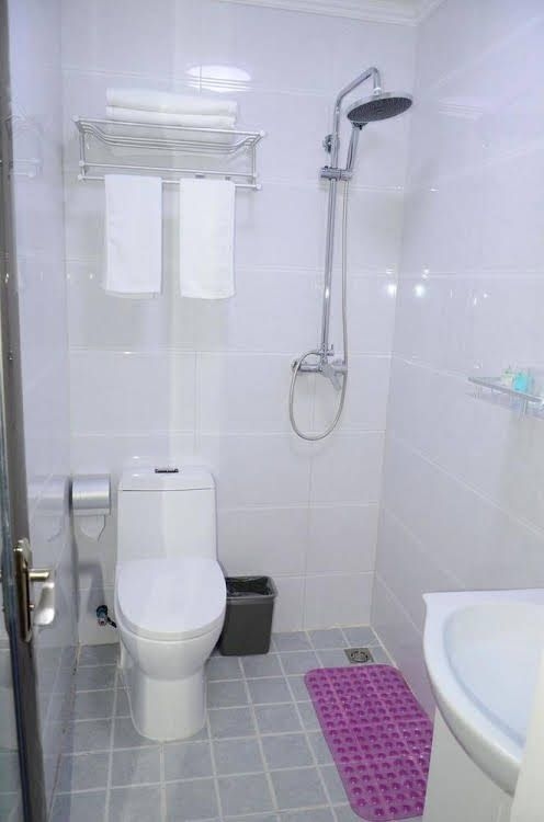 Qingdao Young-hi Holiday Inn4