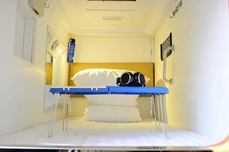 Simple Capsule Hotel Simple Capsule Hotel