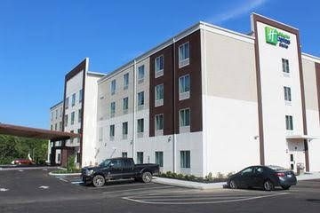 Holiday Inn Express & Suites New Cumberland4