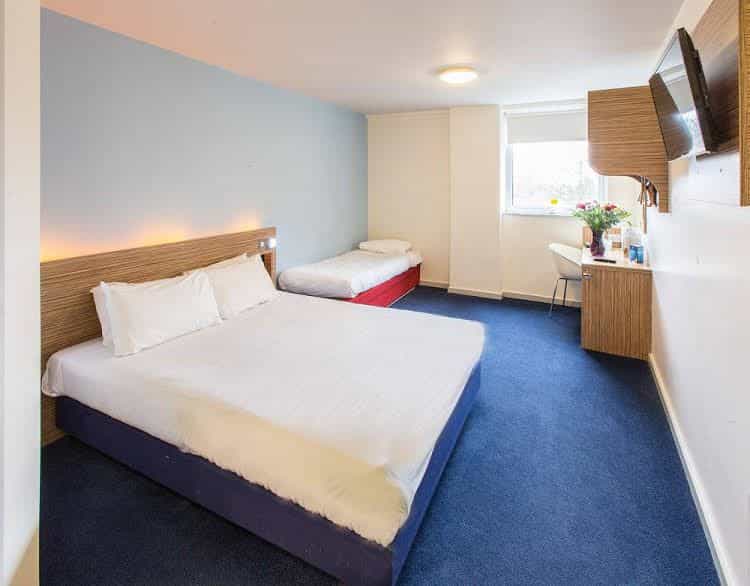 Redwings Lodge Wolverhampton Redwings Lodge Wolverhampton