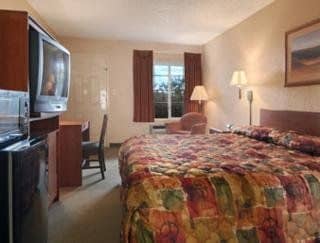 Super 8 Airport New Orleans - Metairie Super 8 Airport New Orleans - Metairie