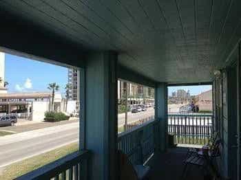 Gulf 4 Bedroom Condo by Fountain Vista Homes