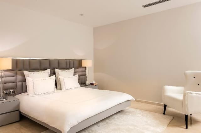 SUITE FOUR BEDROOMS